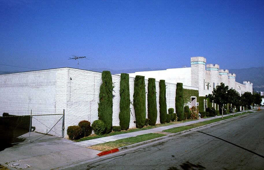 More Photos Of 1117 W Isabel St, Burbank Office For Lease