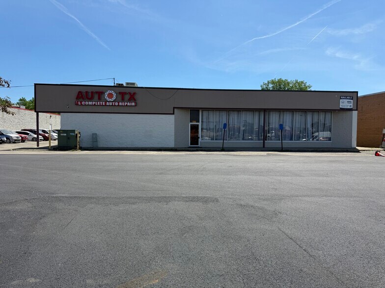 Primary Photo Of 4635 Northfield Rd, Cleveland Freestanding For Lease