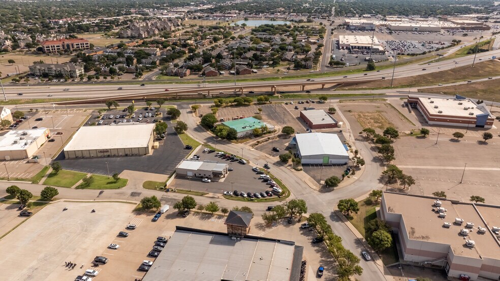 More Photos Of 5610 58th St, Lubbock Auto Dealership For Sale