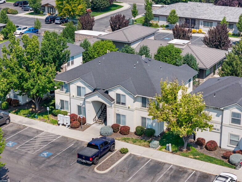 More Photos Of 1805 E Overland Rd, Meridian Apartments For Sale