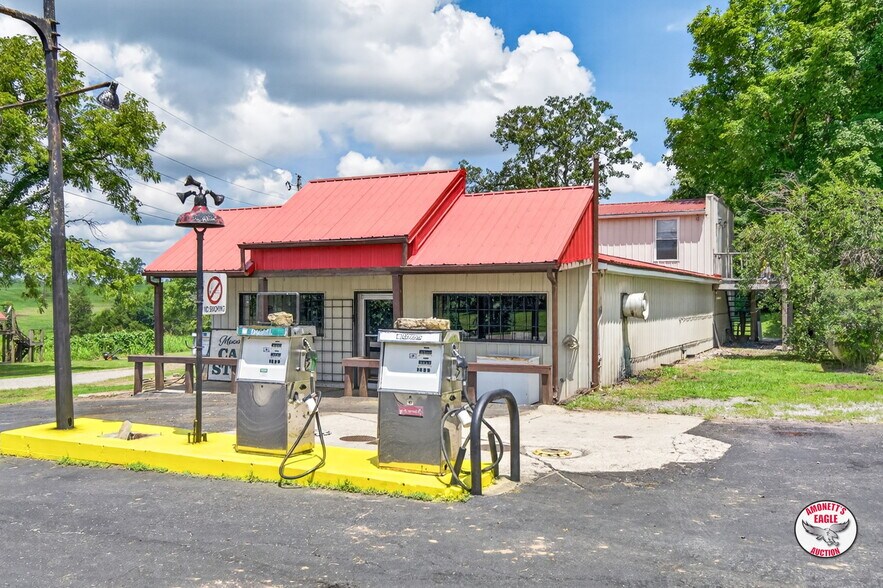 More Photos Of 2969 Moodyville Rd, Byrdstown General Retail For Sale