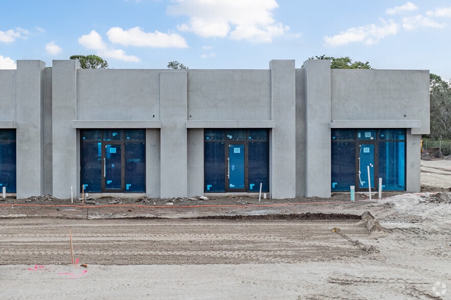 More Photos Of 3772 S Military Trl, Lake Worth General Retail For Lease