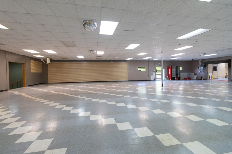 More Photos Of 90 Stonecoal Rd, Horner Freestanding For Lease