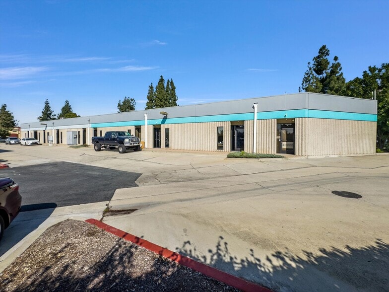 More Photos Of 400 W Lambert Rd, Brea Office For Sale