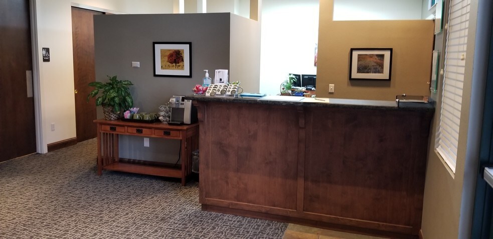 More Photos Of 160 W Huffaker Ln, Reno Office For Sale