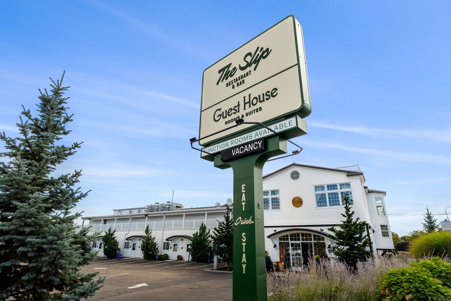 More Photos Of 175 Bridge Rd, Salisbury Hotel For Sale