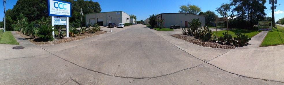 More Photos Of 614 Clear Creek Ave, League City Warehouse For Lease