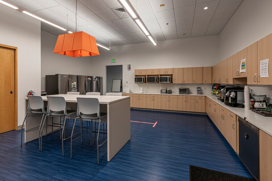 More Photos Of 310 Interlocken Pky, Broomfield Office For Lease