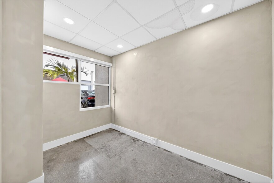 More Photos Of 12301-12327 SW 133rd Ct, Miami Light Distribution For Lease