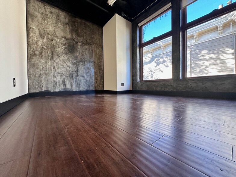 More Photos Of 610 2nd St, Davis Storefront Retail Office For Lease
