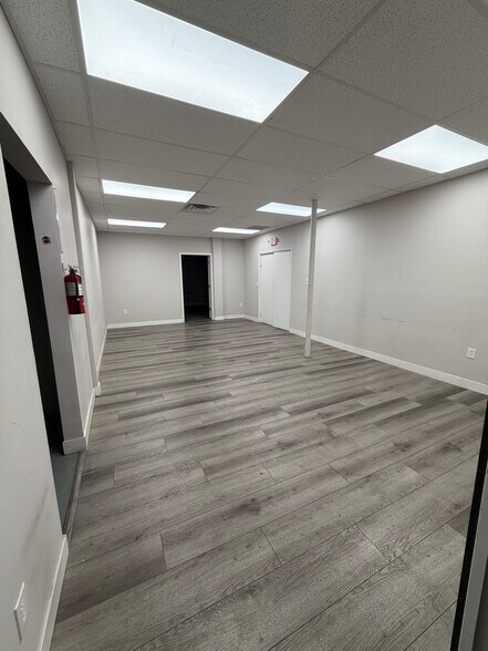 More Photos Of 3475 Boulder Hwy, Las Vegas Freestanding For Lease