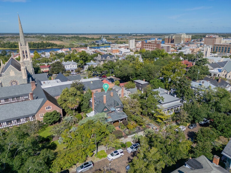 More Photos Of 118 S 4th St, Wilmington Hospitality For Sale