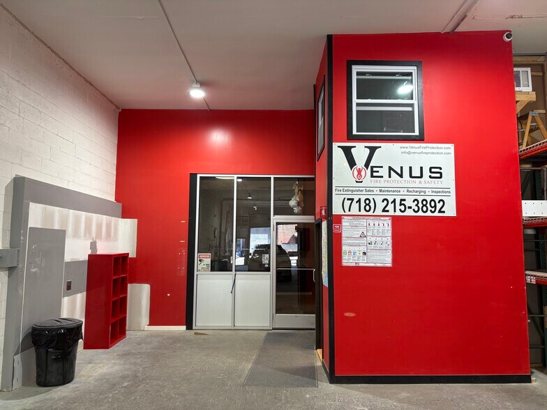 More Photos Of 159 21st St, Brooklyn Warehouse For Sale