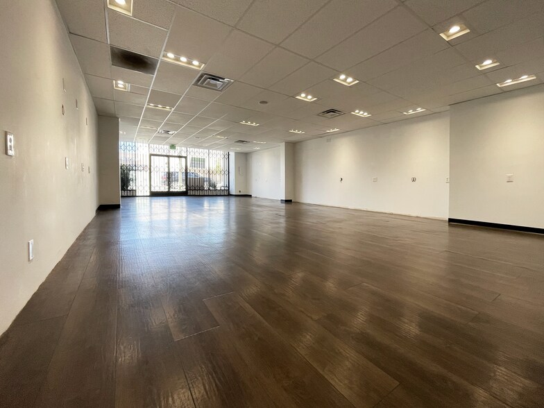 More Photos Of 8632 S Sepulveda Blvd, Los Angeles Storefront Retail Office For Lease