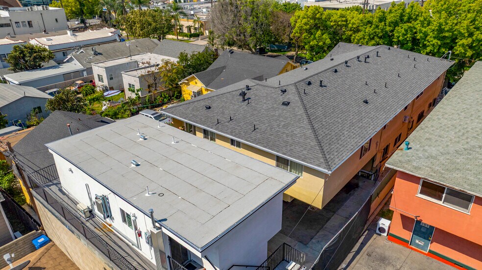 More Photos Of 1548 N Alexandria Ave, Los Angeles Apartments For Sale