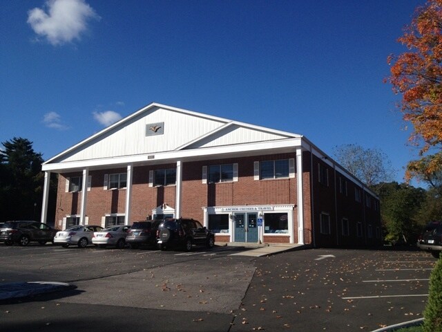More Photos Of 6515 Main St, Trumbull Medical For Lease