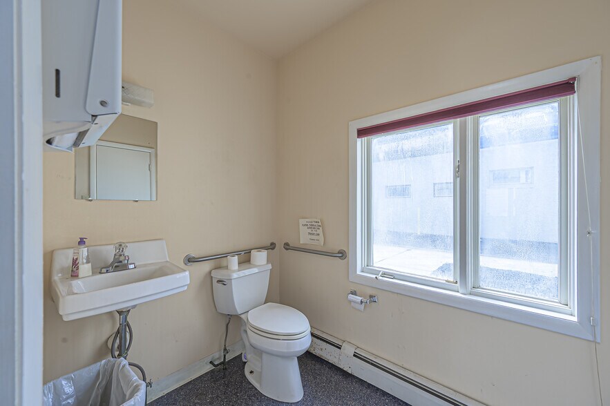 More Photos Of 2406 New Rd, Northfield Office For Sale