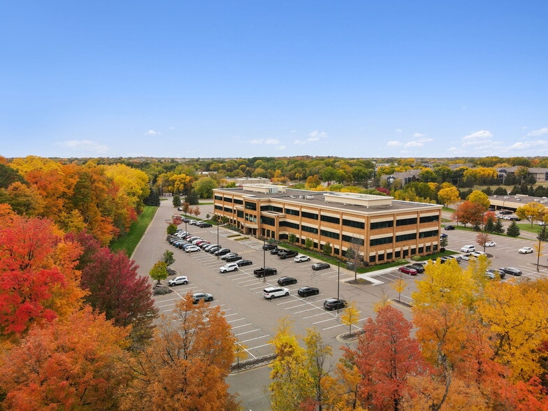 More Photos Of 3300 Fernbrook Ln N, Plymouth Office For Lease