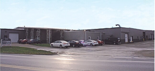 More Photos Of 930 Lafayette Rd, Medina Warehouse For Lease