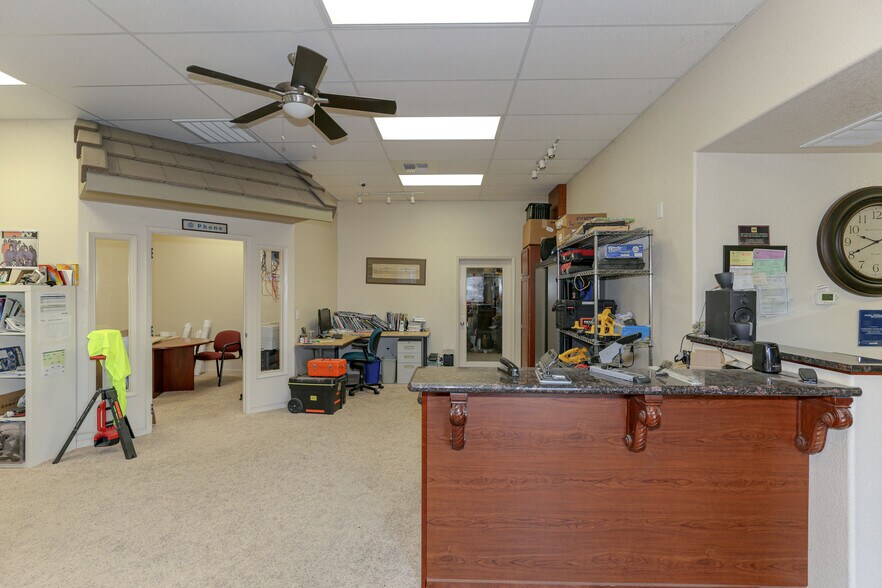 More Photos Of 128 Heron Way, Merced Light Manufacturing For Lease