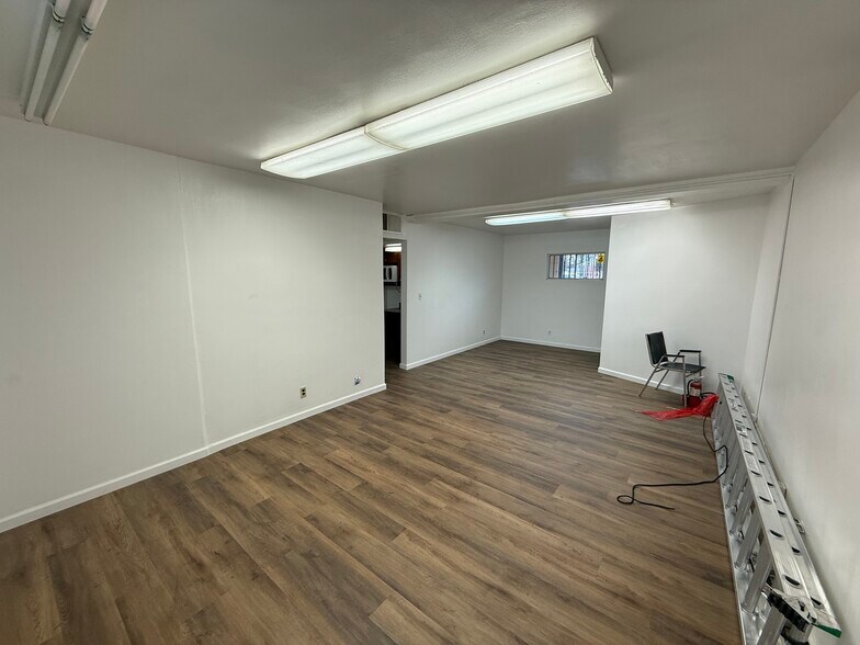 More Photos Of 11354 Burbank Blvd, North Hollywood Loft Creative Space For Lease