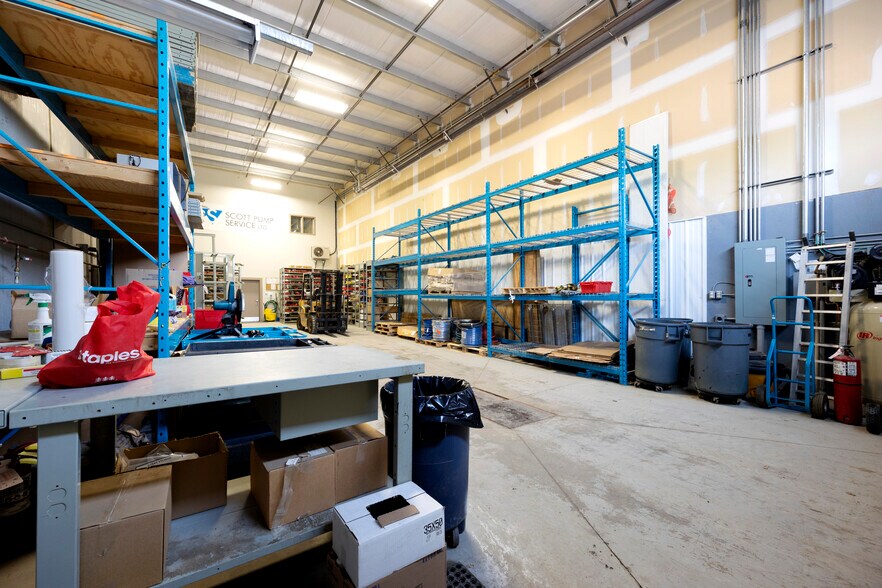 More Photos Of 380 Taiganova Cres, Fort McMurray Warehouse For Lease