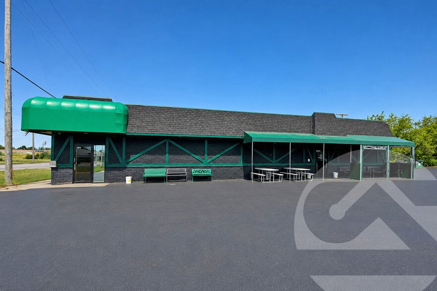 Primary Photo Of 34540 Harper Ave, Clinton Township Bar For Sale