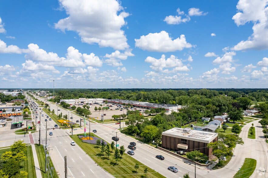 More Photos Of 38900 Van Dyke Ave, Sterling Heights Office For Sale