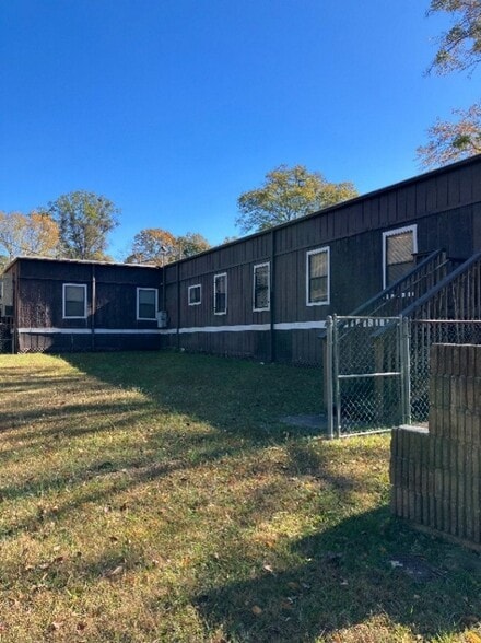 More Photos Of 6216 Love St, Austell Religious Facility For Sale