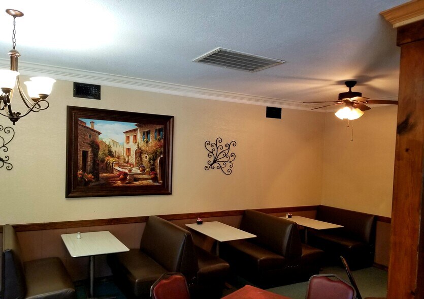 More Photos Of 1017 S Columbia Dr, West Columbia Restaurant For Sale