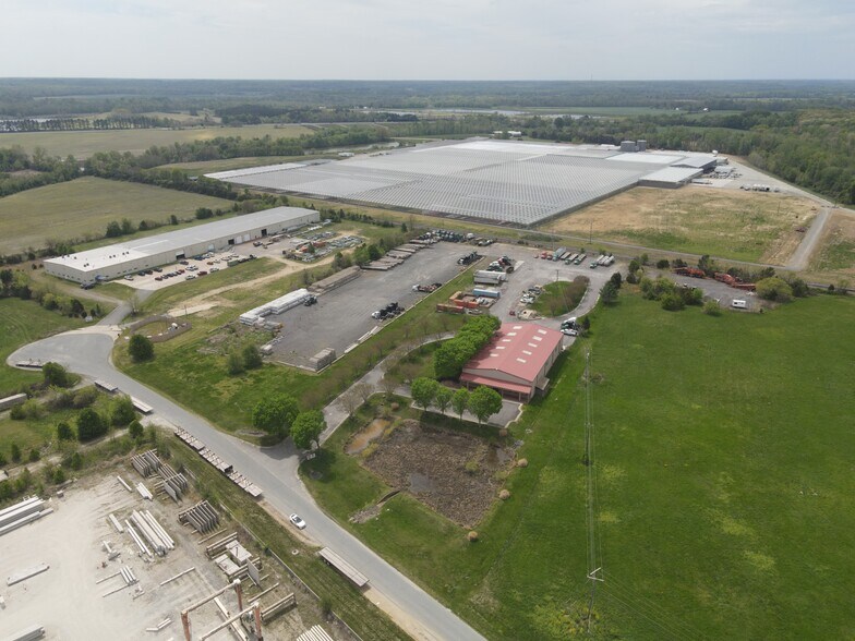 More Photos Of 11084 Dennis W Kerns Pky, King George Warehouse For Sale