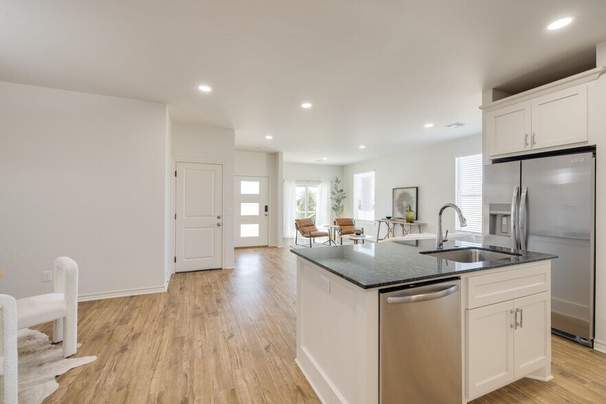 More Photos Of 1010 Lovers Lane ln, Perkins Apartments For Sale