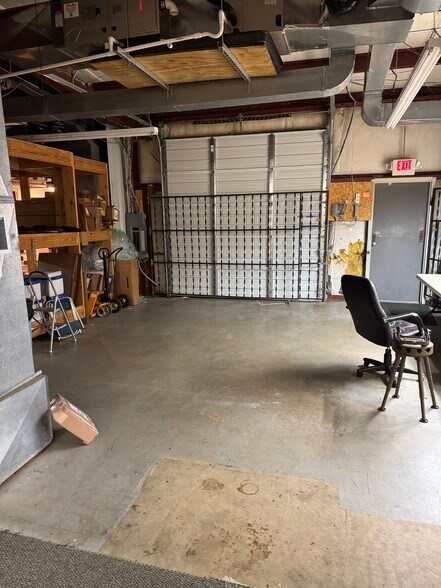 More Photos Of 3400 US Highway 30, Warsaw General Retail For Lease