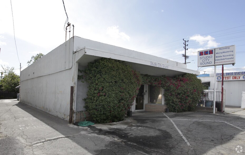 More Photos Of 4412 Whitsett Ave, Studio City Office For Sale
