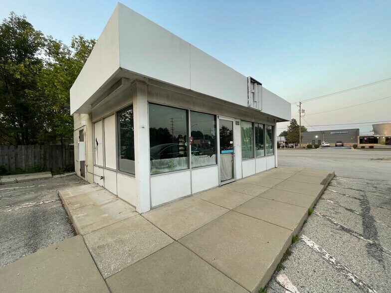 More Photos Of 2800 Dundee Rd, Northbrook Land For Sale