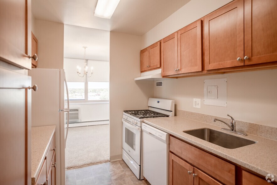 More Photos Of 5105 N Park Dr, Pennsauken Apartments For Lease