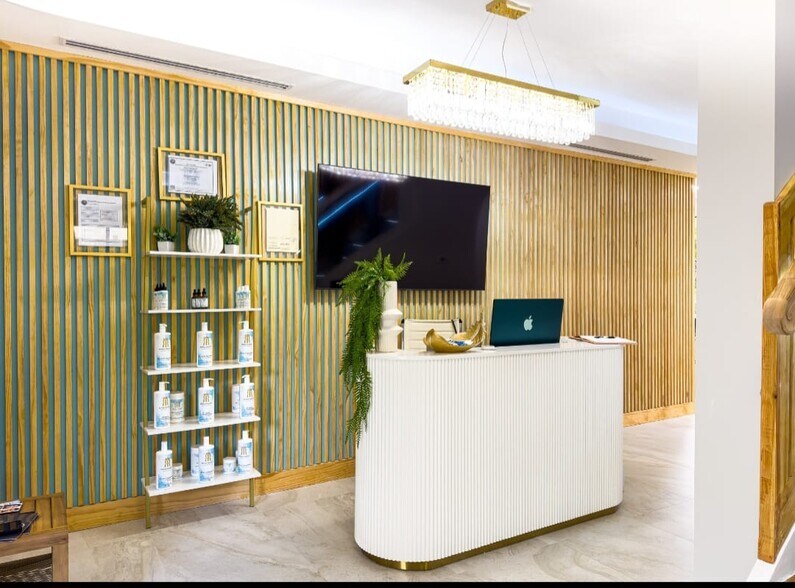 More Photos Of 3810 Gunn Hwy, Tampa Office For Sale