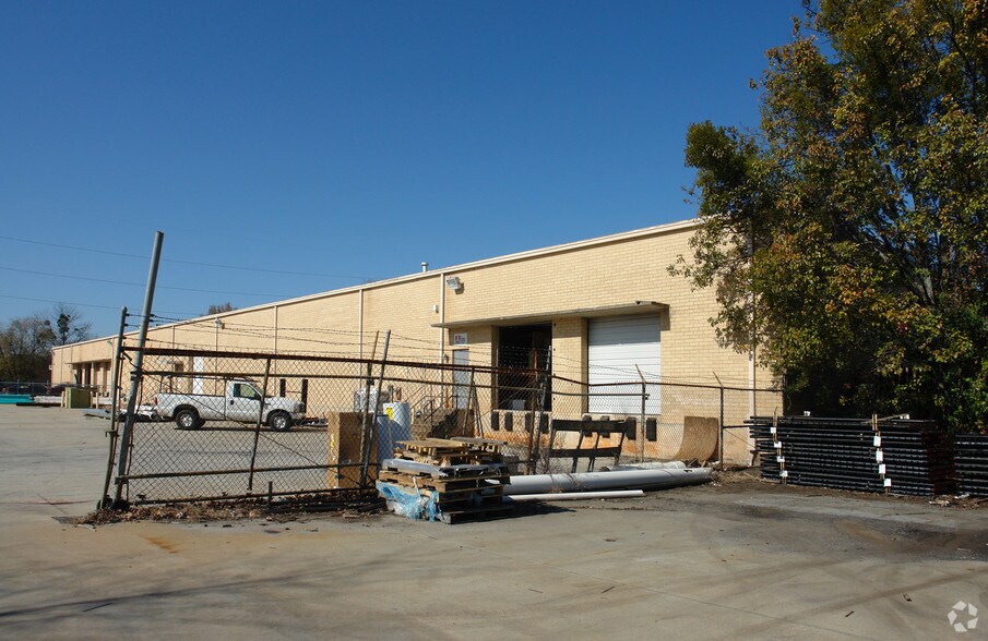 More Photos Of 1565 Litton Dr, Stone Mountain Manufacturing For Lease