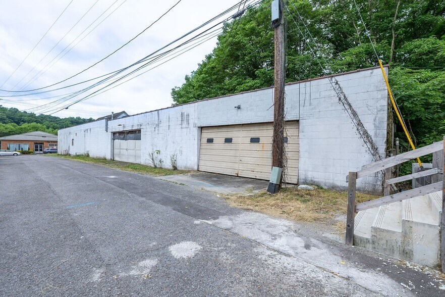 More Photos Of 250 Main St, Lynchburg Land For Sale