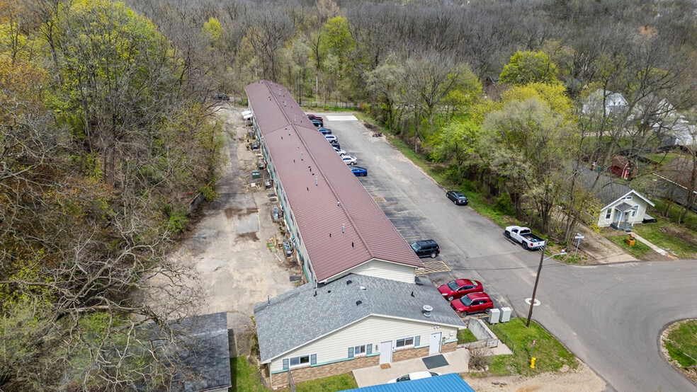 More Photos Of 525 N Arlington St, Kalamazoo Apartments For Sale