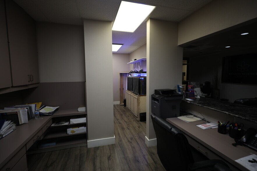 More Photos Of 4100 W 15th St, Plano Medical For Sale