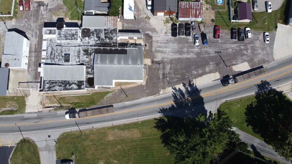 More Photos Of 1915 State St, Chester Manufacturing For Sale