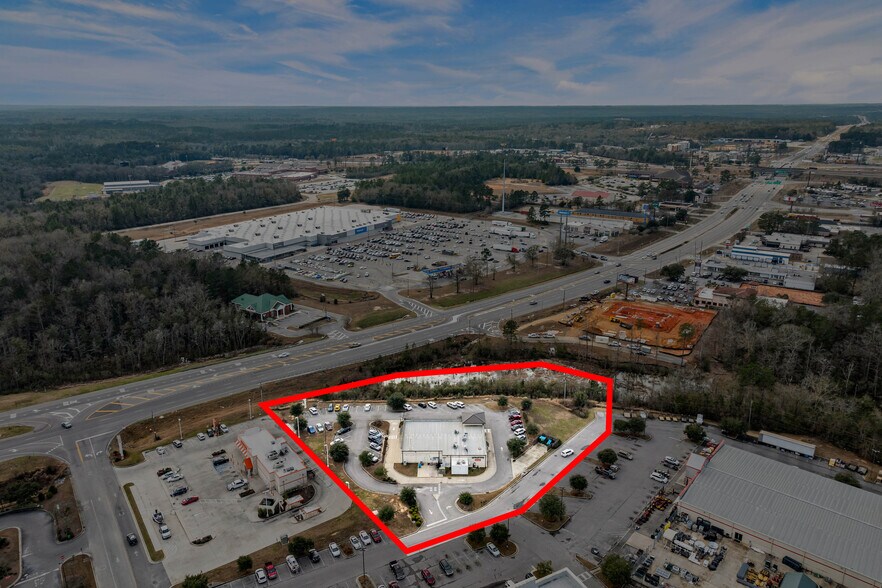 More Photos Of 1016-1020 Industrial Pky, Saraland Storefront Retail Office For Sale