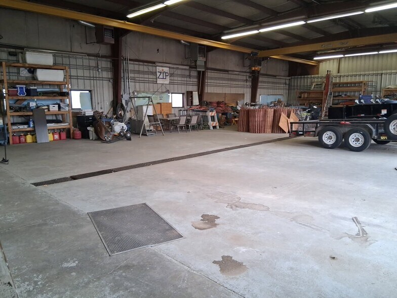 More Photos Of 70 Riverside Loop, Evanston Industrial For Sale