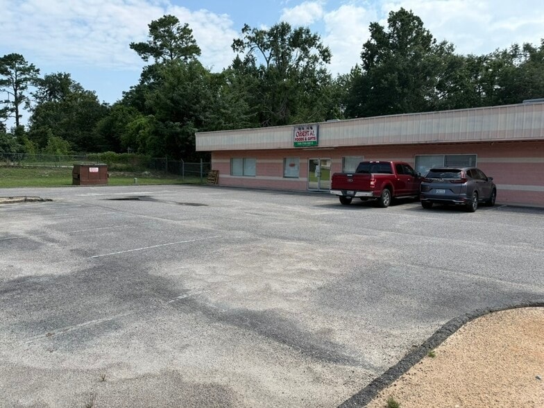 More Photos Of 2658 New Barton Chapel Rd, Augusta Freestanding For Sale