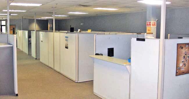 More Photos Of 1890 W Oak Pky, Marietta Showroom For Lease