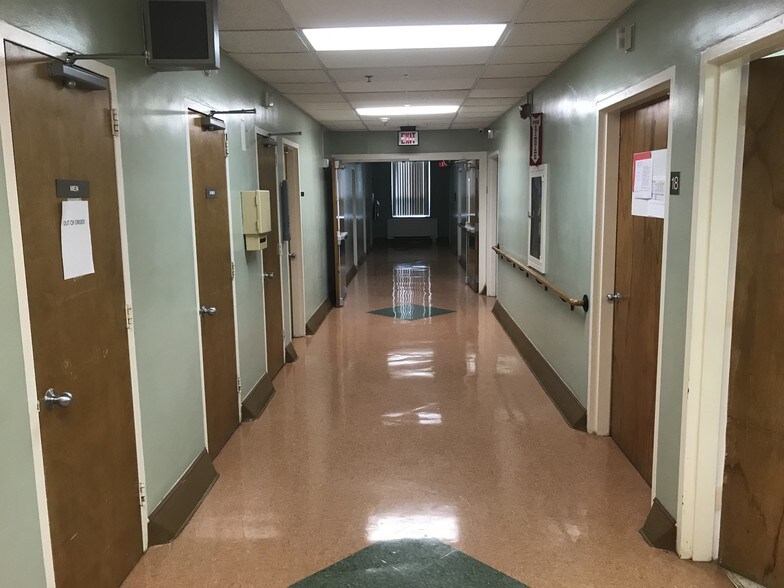 More Photos Of 102 Us 321 Byp, Winnsboro Hospital For Sale