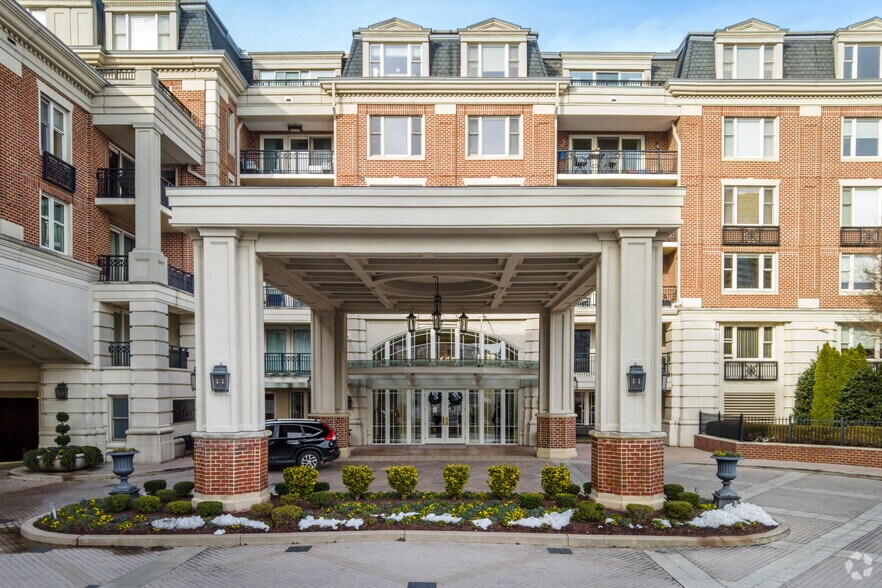 More Photos Of 801 Key Hwy, Baltimore Apartments For Sale