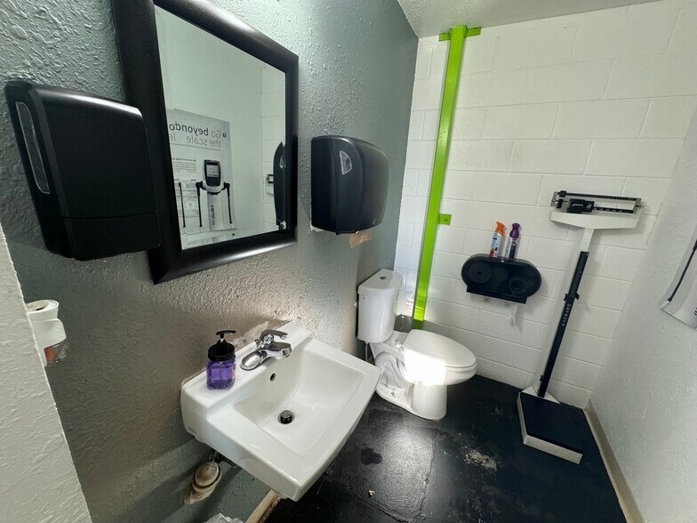 More Photos Of 743 Highway 6 & 50, Fruita Distribution For Lease