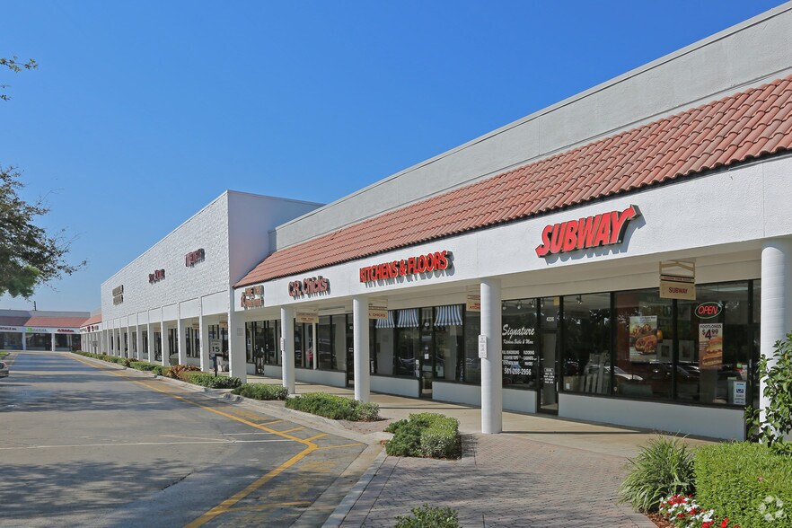 More Photos Of 4200-4242 Northlake Blvd, West Palm Beach Unknown For Lease